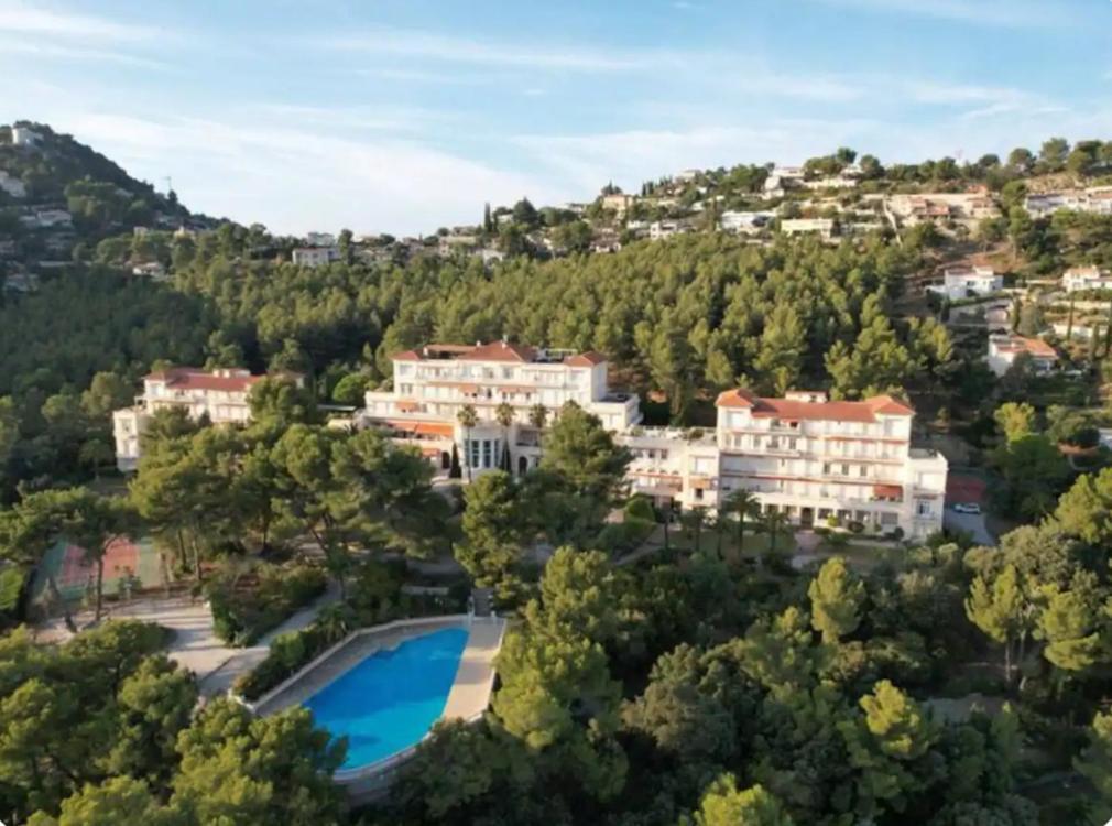 Studio 4 Personnes Copropriete Pas Frais De Menage Hyères Exterior foto